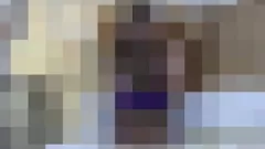 Abspielen Machen Sie sich bereit, in diesem POV-BDSM-Video mit einer bisexuellen Sissy in einem süßen Outfit feminisiert zu werden