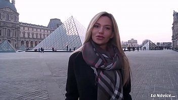 Blonde Russische in Boekarest voor gekke seks