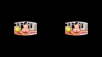 Reproducir Su culo abultado está hecho para un pene
