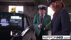 Abspielen Japanischer Chef bekommt Blowjob von sexy Bürodame