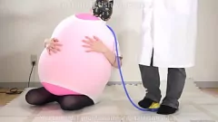 Play Busty Babe Pops Balloon in Tight Shirt