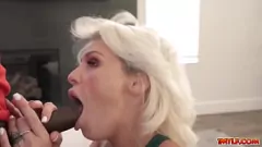 Play Charli Phoenix Gets a Full Workout from Will Tile: Interracial MILF Handjob and Deepthroat Action